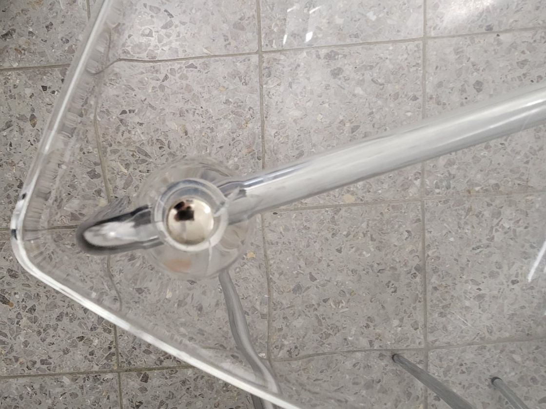Stühle: 2 Stühle transparent Metallgestell – Gebraucht aus Elgg von Bijoux06 1