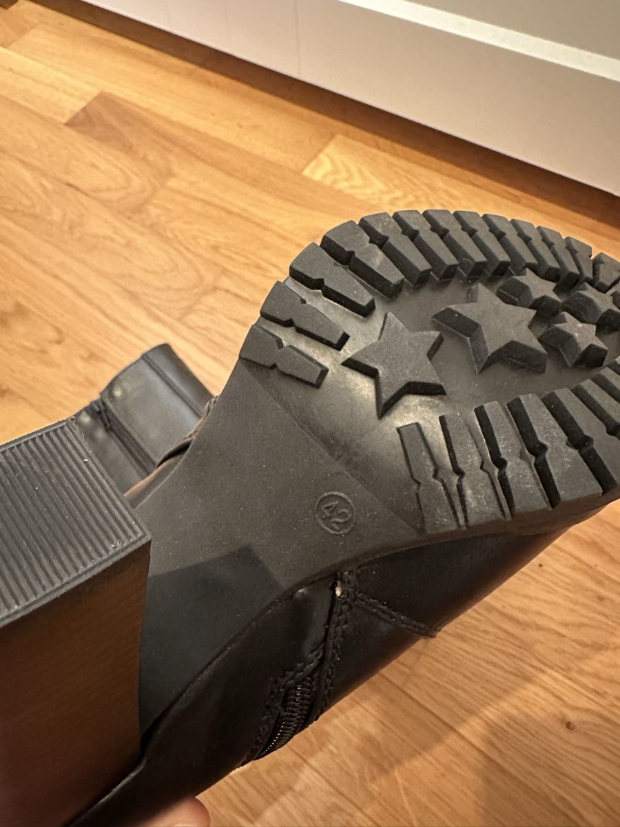 Dosenbach Scarpe da donna: Stiefeletten Catwalk schwarz, Grösse 42, NEU – Nuovo (secondo la descrizione) da Wetzikon ZH venduto da eli_k7fq 4