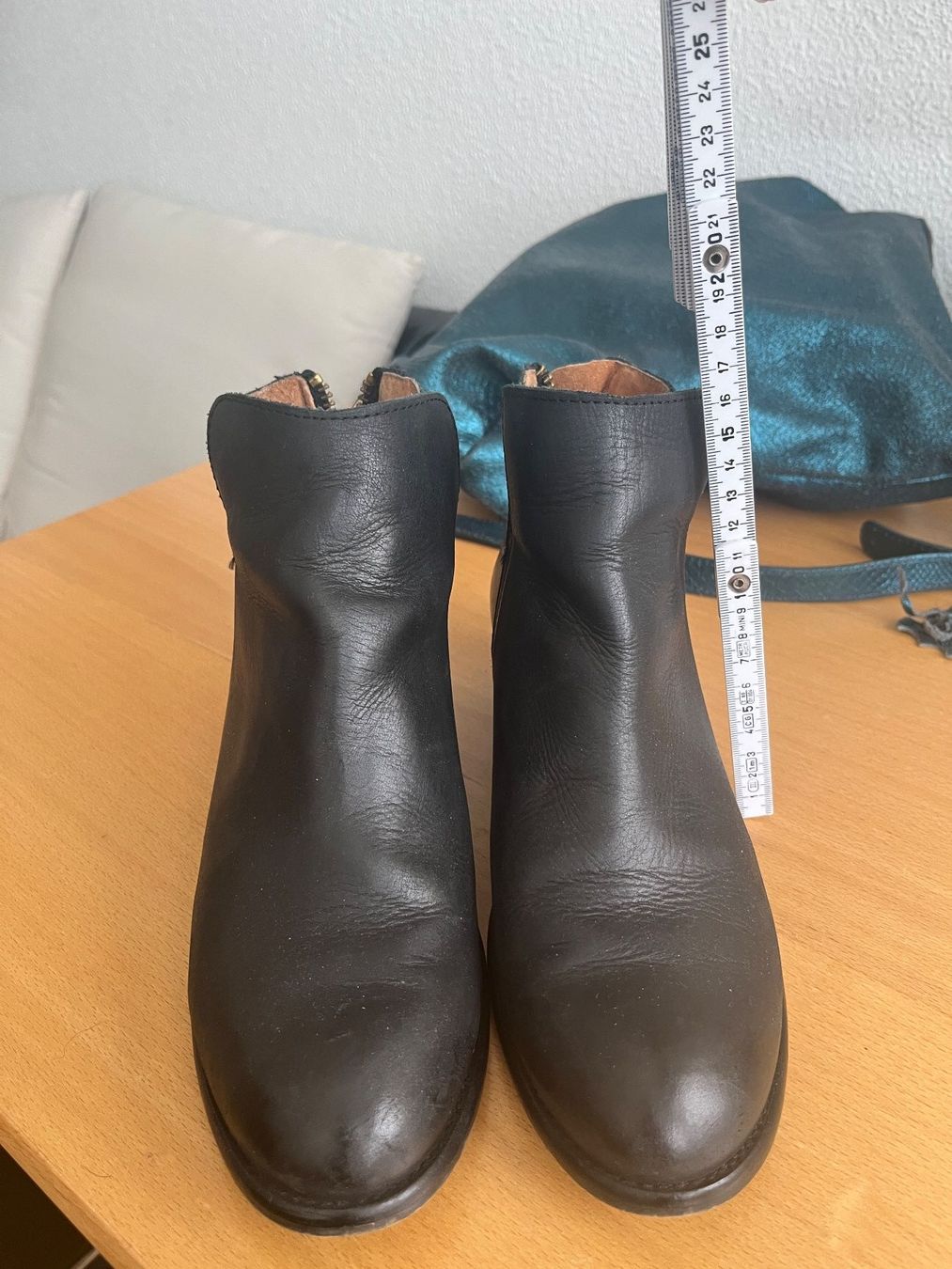 Damenschuhe: Damen Stiefeletten Office – Gebraucht aus Horw von mel_j56q