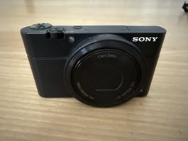 Sony DSC-RX100 V Kamera mit Leder Case, guter Zustand