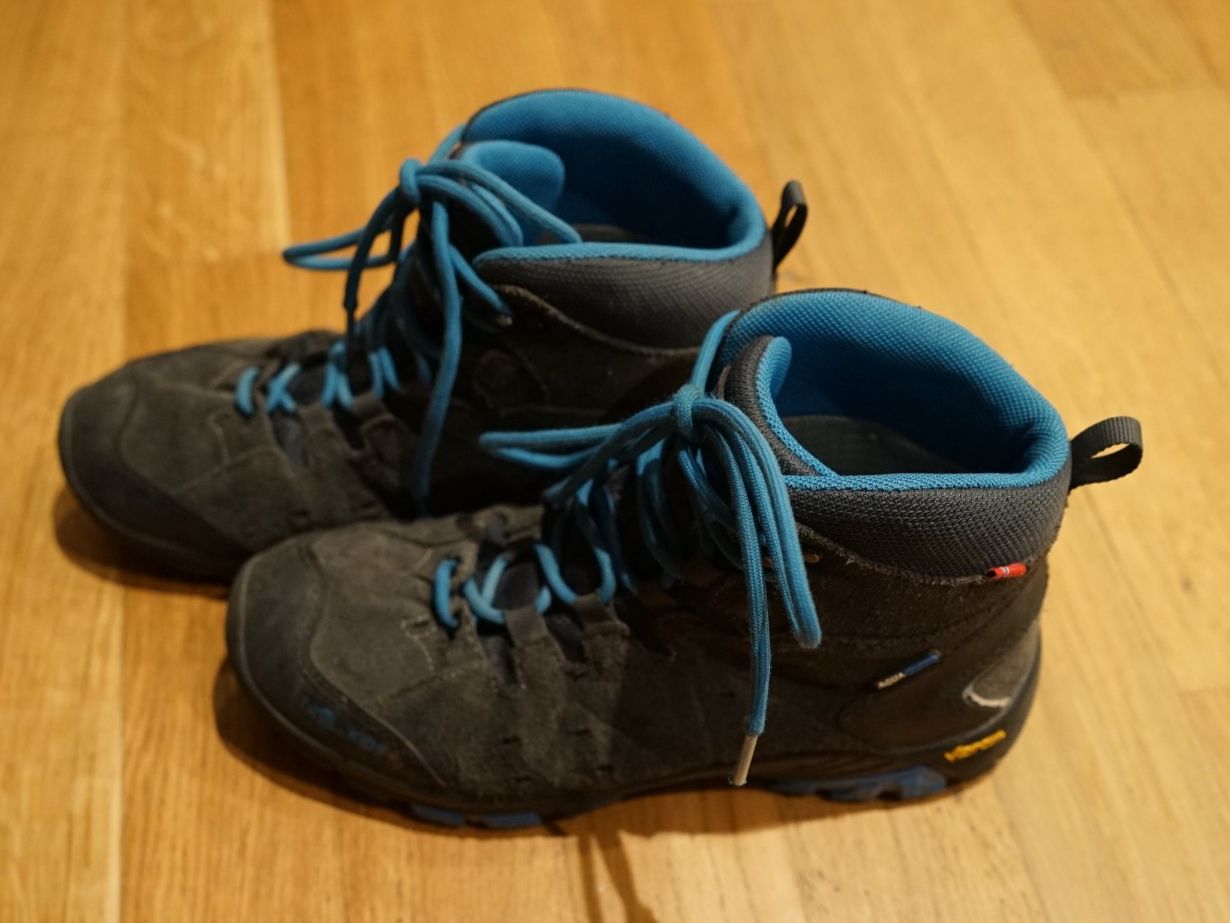 Schuhe für Jungen: WasserdichteTrollkids Wanderschuhe Gr. 37 – Gebraucht aus Baar von snollub 2
