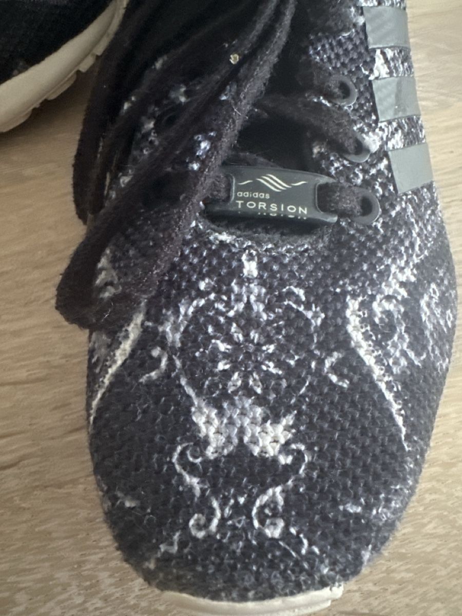 Scarpe da donna: Adidas Schuhe Gr. 40 2/3 – Usato da Muri AG venduto da an_land 4