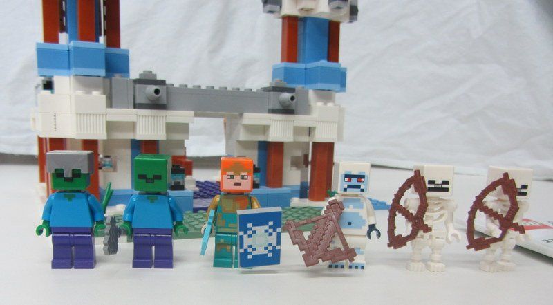 Lego Kit di costruzioni: LEGO Minecraft 21186 " The Ice Castle " – Usato da Kreuzlingen venduto da Han-Solo-68 9