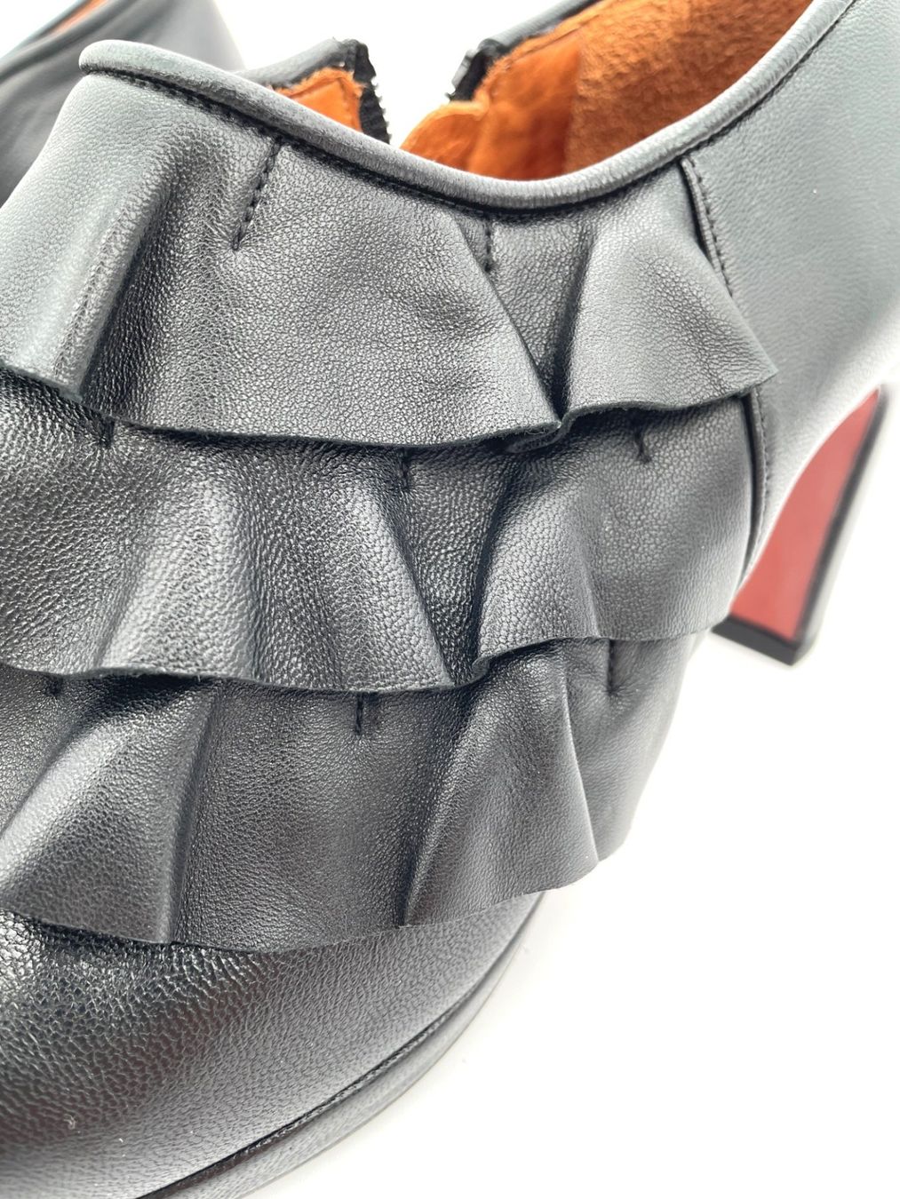 Chie Mihara Scarpe da donna: Chie Mihara Ruffle Klassischer Pump EU 39.5 Schwarz – Usato da Zürich venduto da shoe_shop 7