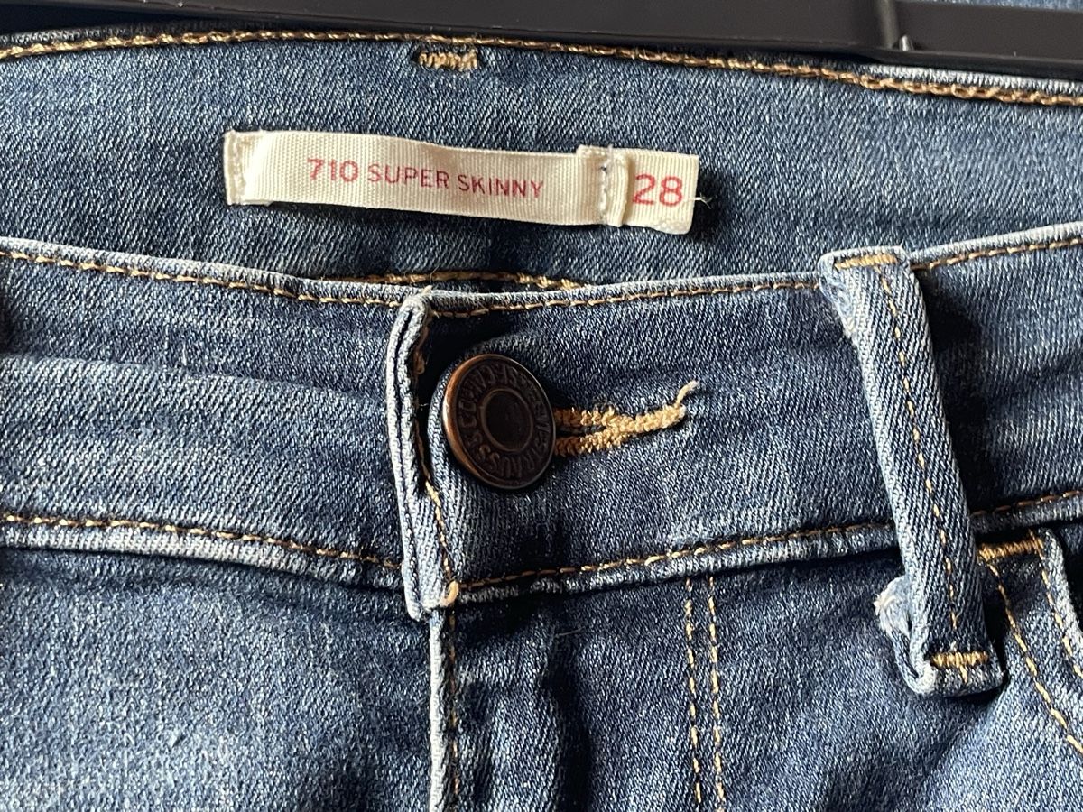 Levi's Jeans: Levis 710 Super Skinny 28 – Usato da St. Moritz venduto da hdj_dd7v 4