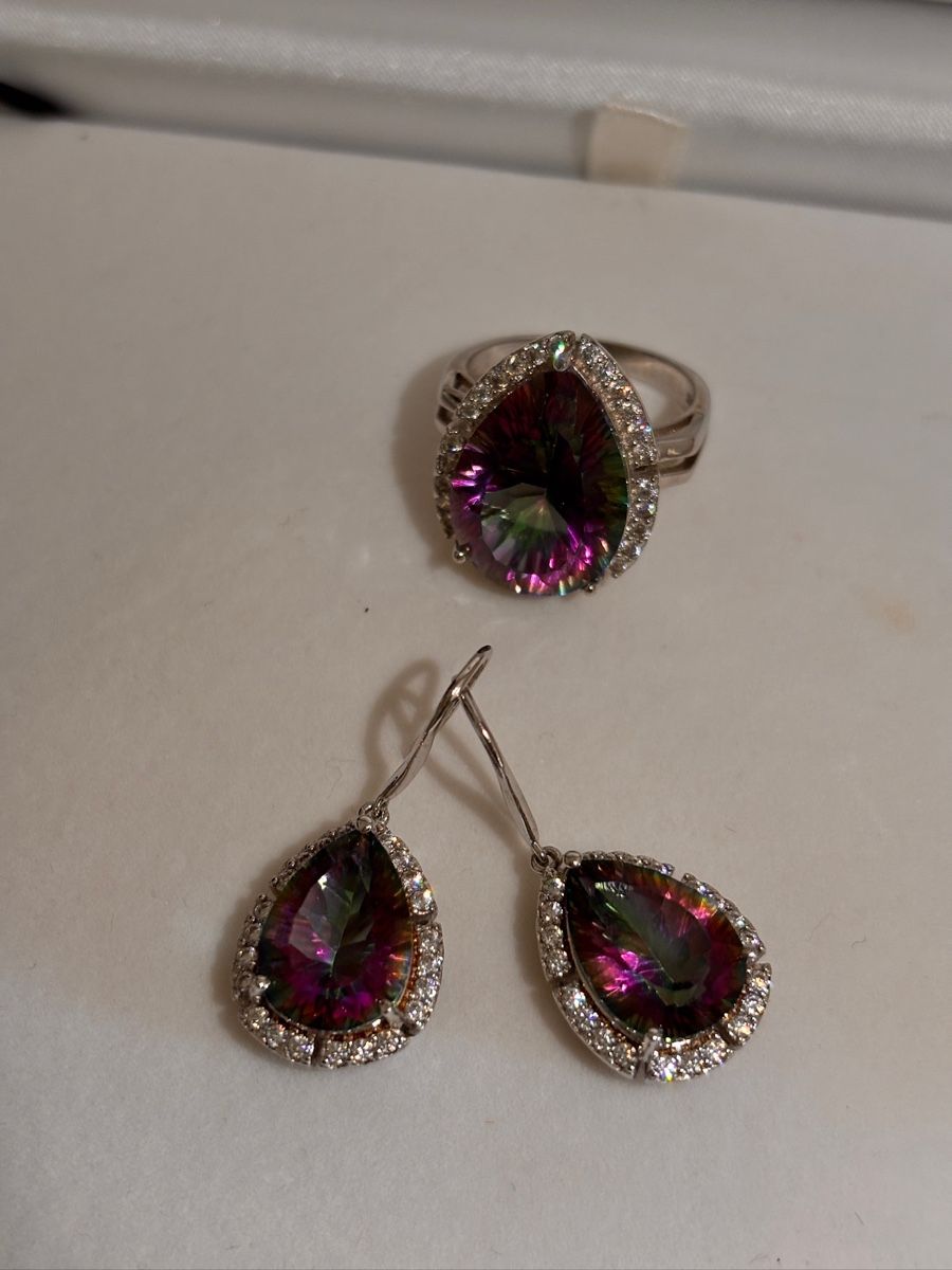 Altri gioielli: Set gioielli mistici arcobaleno: anello, orecchini, braccial – Nuovo (secondo la descrizione) da Paradiso venduto da fio_mhn6 2