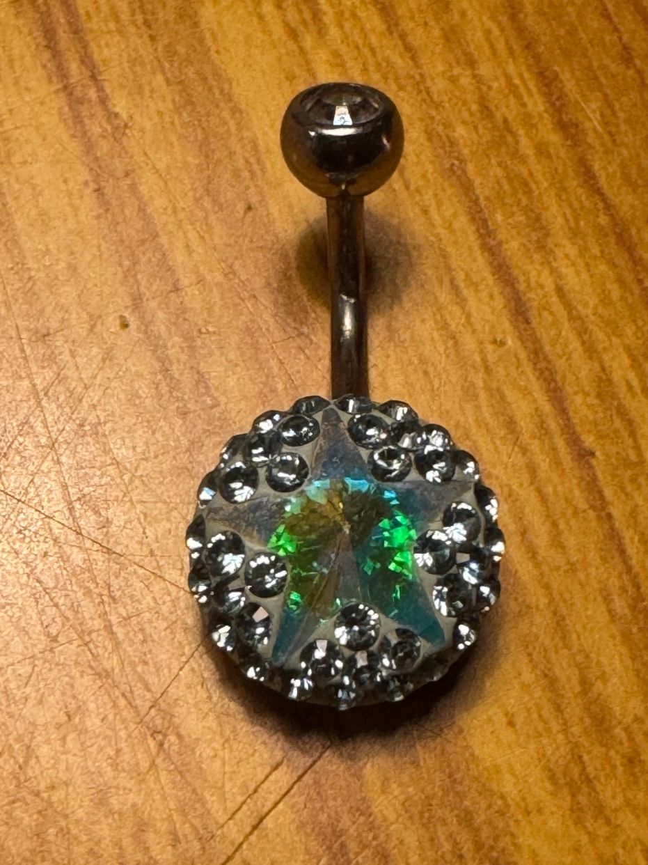 Piercingschmuck: Piercing Bauchnabel Schmuck Zirkonia – Gebraucht aus Steffisburg von smocky17