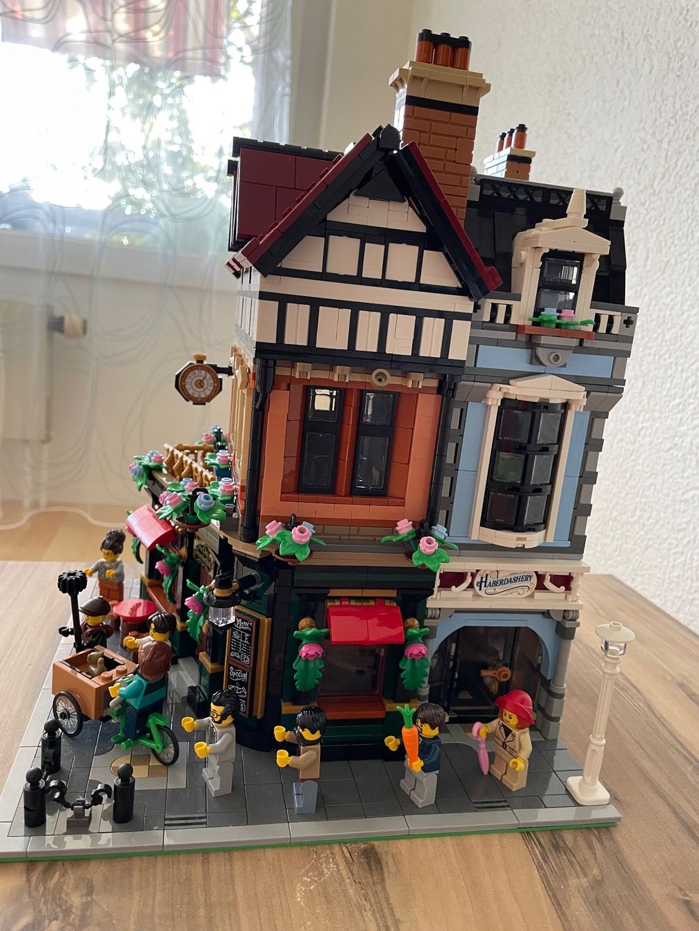 Lego Baukästen: Lego 10350 Tudor Eckhaus – Gebraucht aus Gasel von Federscharnier 2