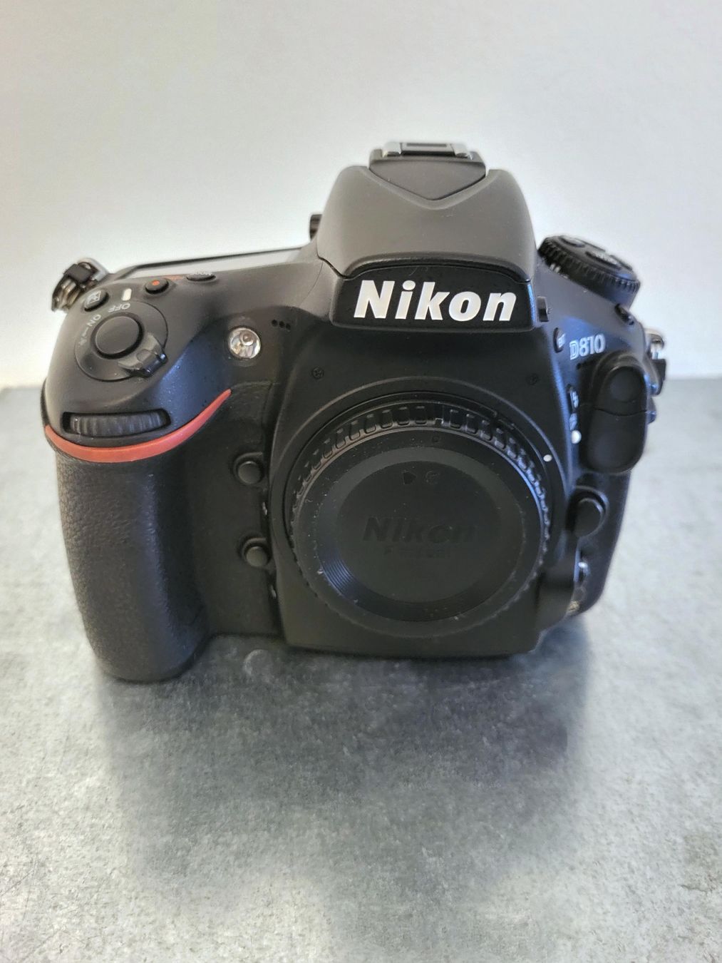 Nikon Fotocamera: Nikon D810 + 1 Akku + Ladegerät + OVP – Usato da Bern venduto da Granar13 2