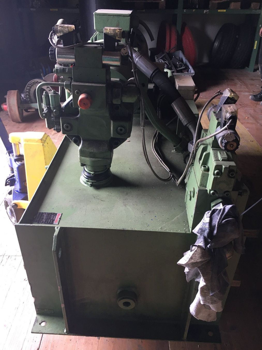 Alle Maschinen: Hydraulikaggregat Bosch/Rexroth – Gebraucht aus Merenschwand von Schaerer. 2