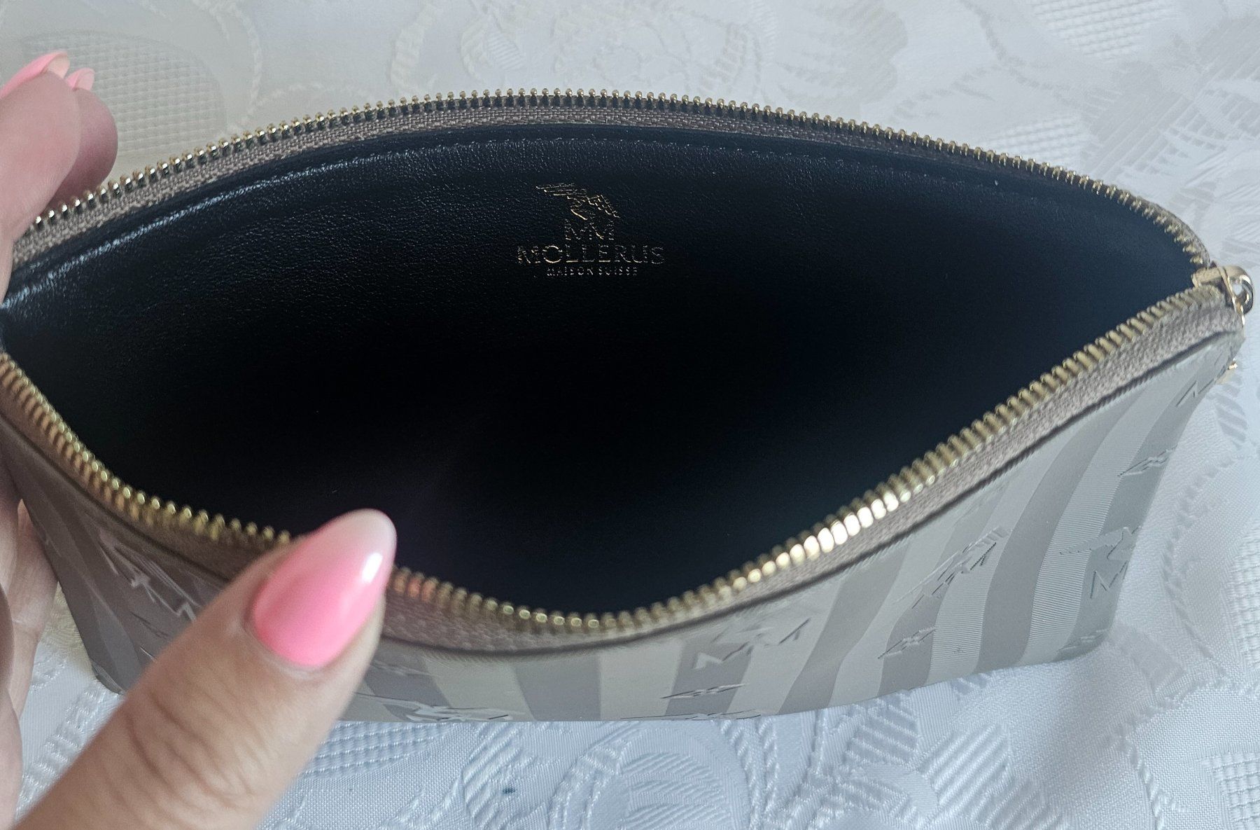 Maison Mollerus Custodie per cosmetici: ***Maison Mollerus *** Necessaire Neu – Nuovo (secondo la descrizione) da Bronschhofen venduto da Xena37 3