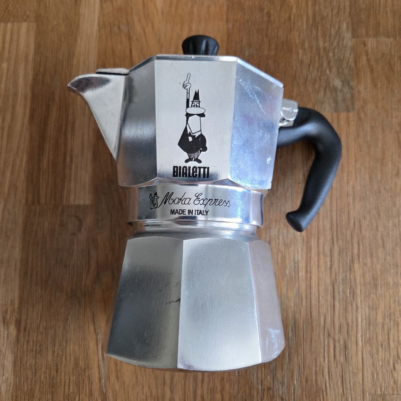Bialetti Macchine per caffè & Macchine per espresso: Bialetti Moka Express Espressokocher Aluminium 2013 – Usato da Stans venduto da Ducati16