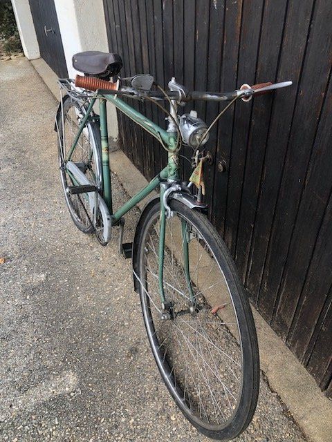 Biciclette: Ancien vélo Universal – Usato da Chézard St Martin venduto da schmitt 2