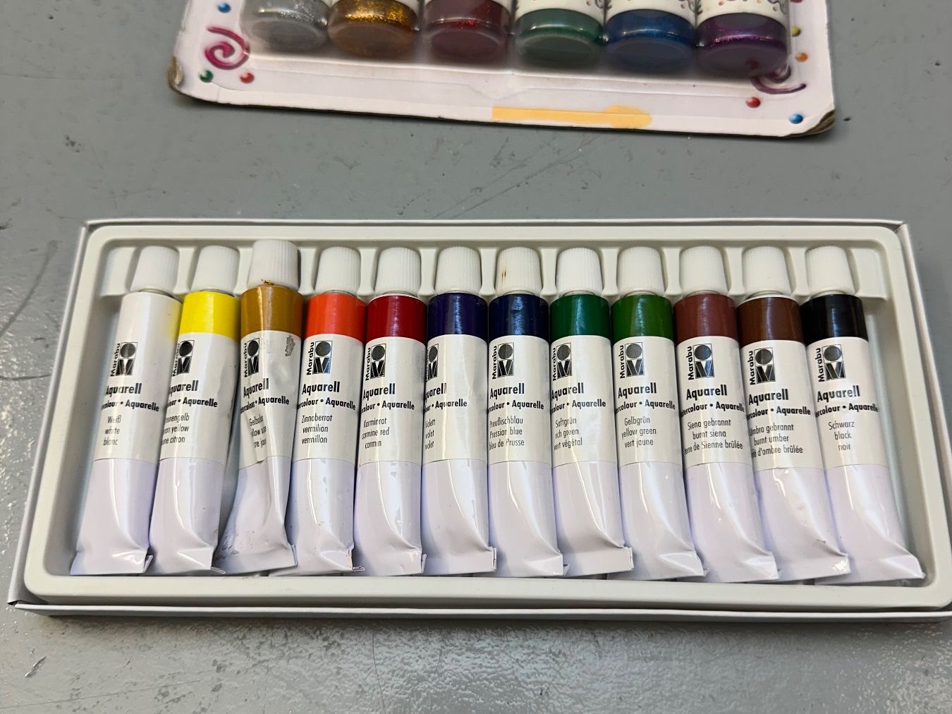 Colori: AQUARELL & GLITTERFARBEN AB 1.-!!! – Usato da Zürich venduto da NIKI777 4