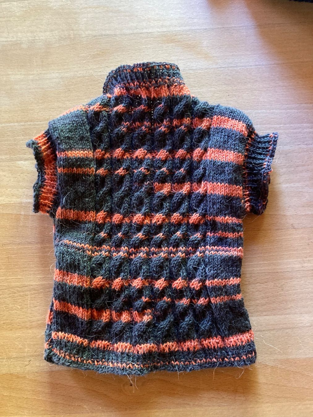 Sonstige Kleidung: Gilet gr 56 – Gebraucht aus Adelboden von nor_v9tm 1