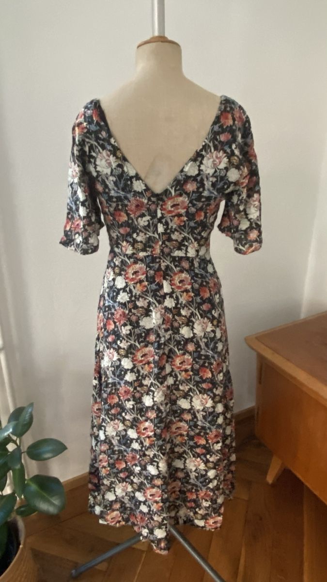 Kleider: Zara Kleid – Gebraucht aus Schaffhausen von melanieisa 1