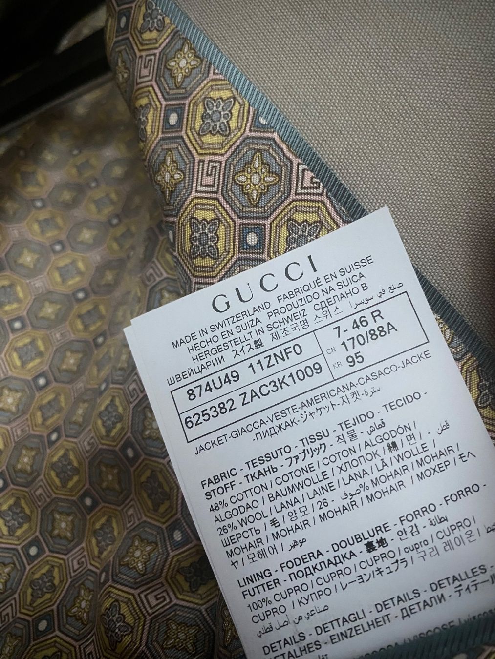 Gucci Completi: New Gucci Blazer+Pants in Beige – Nuovo e nell'imballaggio originale da Zürich venduto da pas_9czf 1