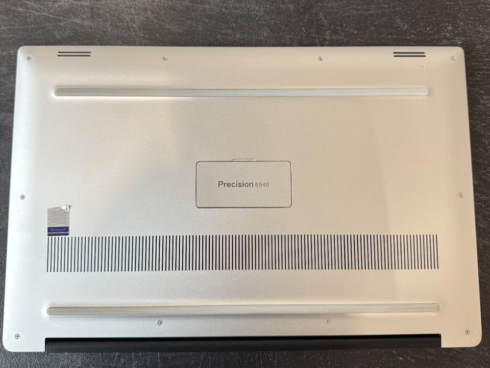 Dell Precision 5540 15.60", Intel Core i7-9850H,32GB, 512GB 6