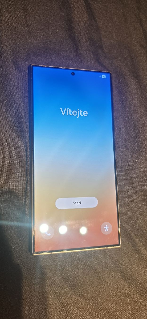 Samsung Telefoni cellulari / Smartphones: Samsung Galaxy S24 Ultra – Usato da Gibswil venduto da chr_d9b8 2