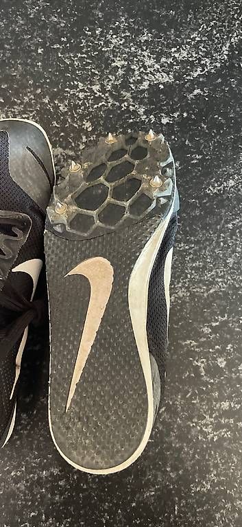 Herrenschuhe: Nagelschuhe Nike Grösse 36 – Gebraucht aus Linden von andreathuerig 1