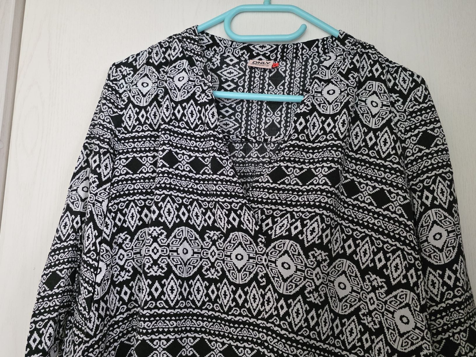 Only Camicette: Bluse von Only, Gr. M, Viskose – Usato da Suhr venduto da andreas_2008