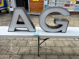 Einzelne Leuchtbuchstaben 12Volt LED - geprüft I.O.