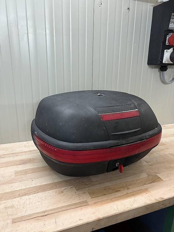 Topcase: Bauletto moto – Usato da Prosito venduto da Nic_111