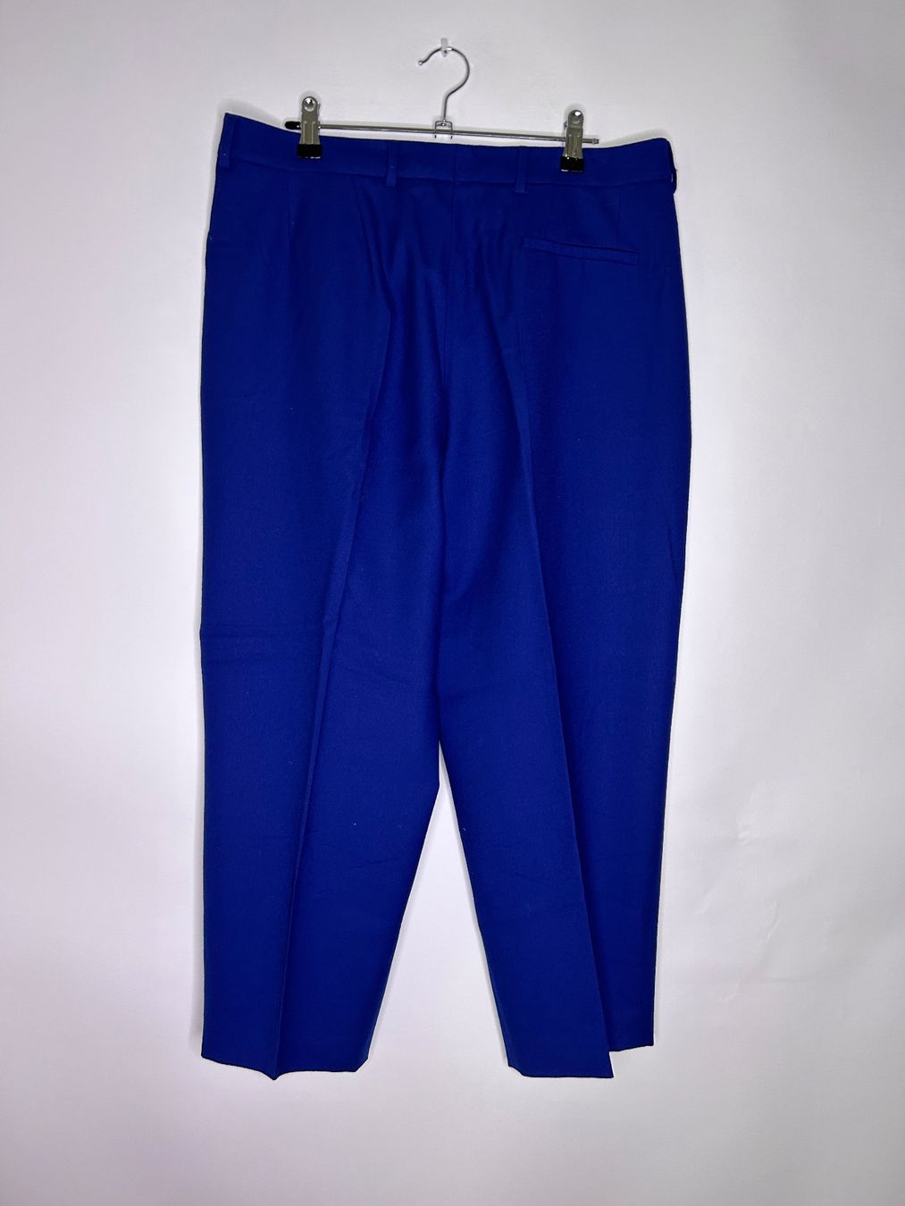 Akris Pantaloni: Akris Punto Hose aus Wolle – Usato da St. Gallen venduto da look-twice 1