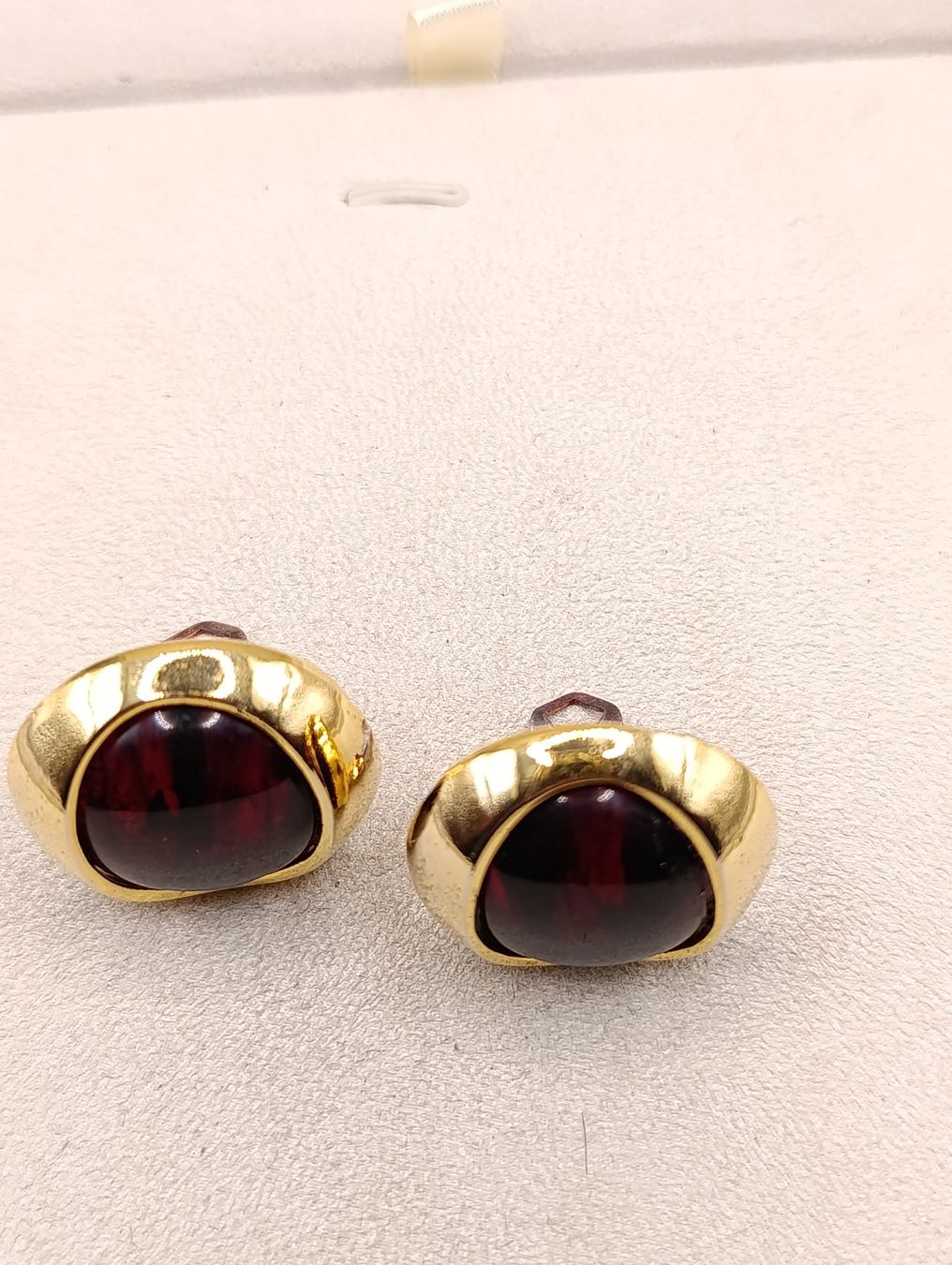 Gablonzer Ohrringe & -stecker: Vintage Gablonzer Ohrclips mit Bakelit 80er Top – Gebraucht aus Steffisburg von 1.Schmuckschatulle 6