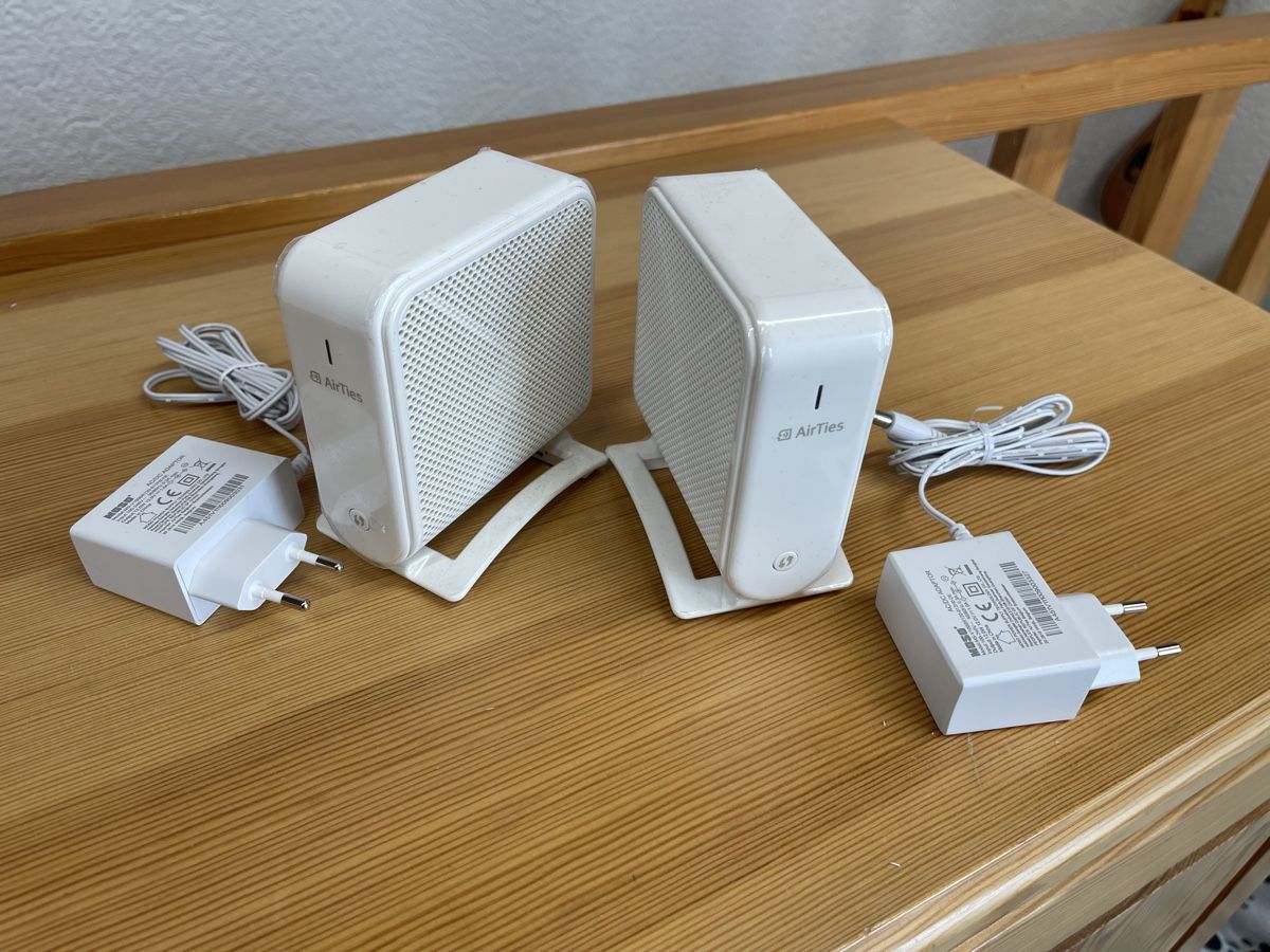 Devolo Unità & Adattatore: 2 Stk. Devolo dLAN 500 Wifi Powerline Adapter Set – Usato da Erlinsbach venduto da Mogli_2017