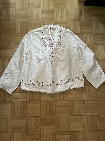 Bluse weiss bestickt Grösse S
