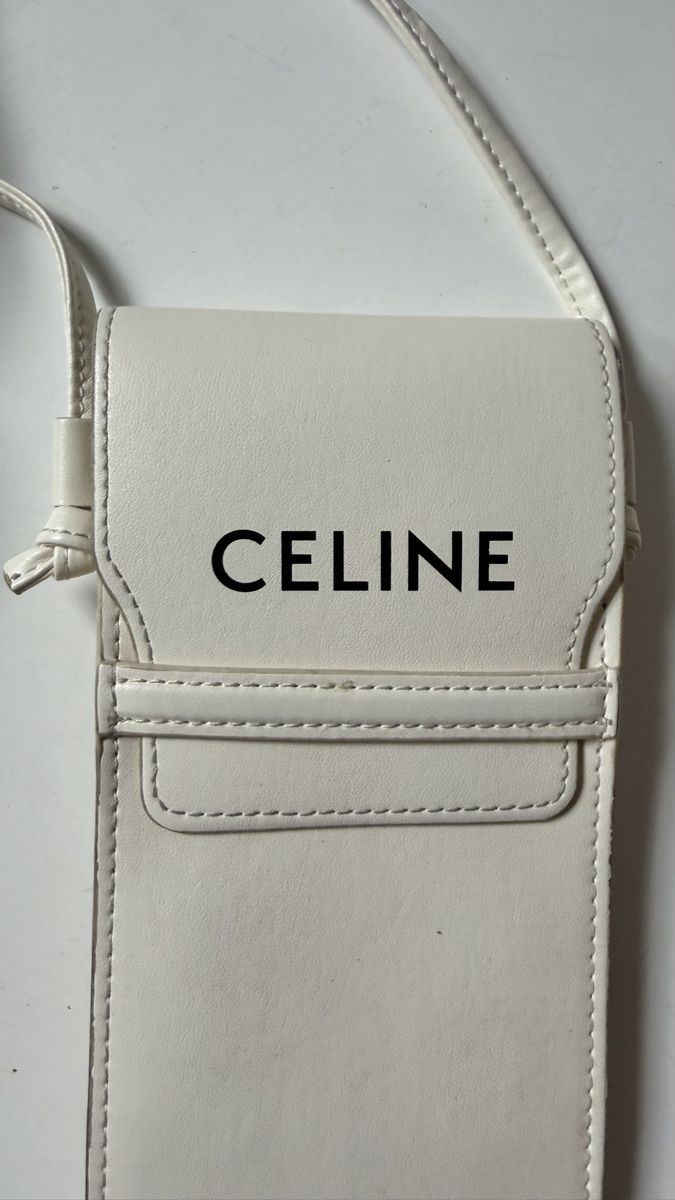 Celine Taschen: CELINE Cream Glasses Pouch with Strap / Mini Bag – Gebraucht aus Zürich von dta_k2q9 1
