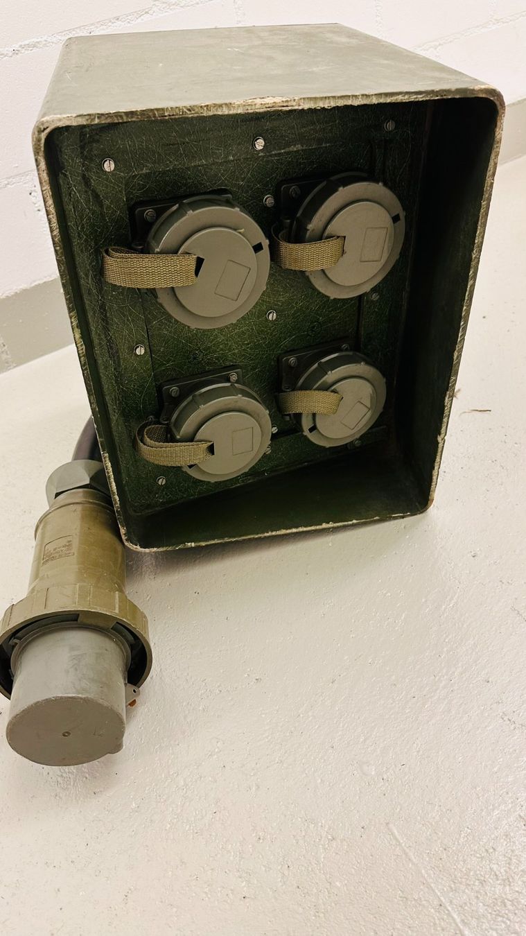 Elektrotechnik: 128a Verteiler – Gebraucht aus Ehrendingen von froggygoggy