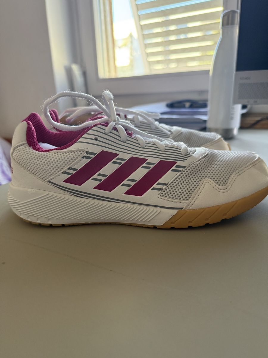 Adidas Scarpe da donna: Adidas Schuhe Grösse 38.5 – Usato da Biel/Bienne venduto da Jrsy_pha 1