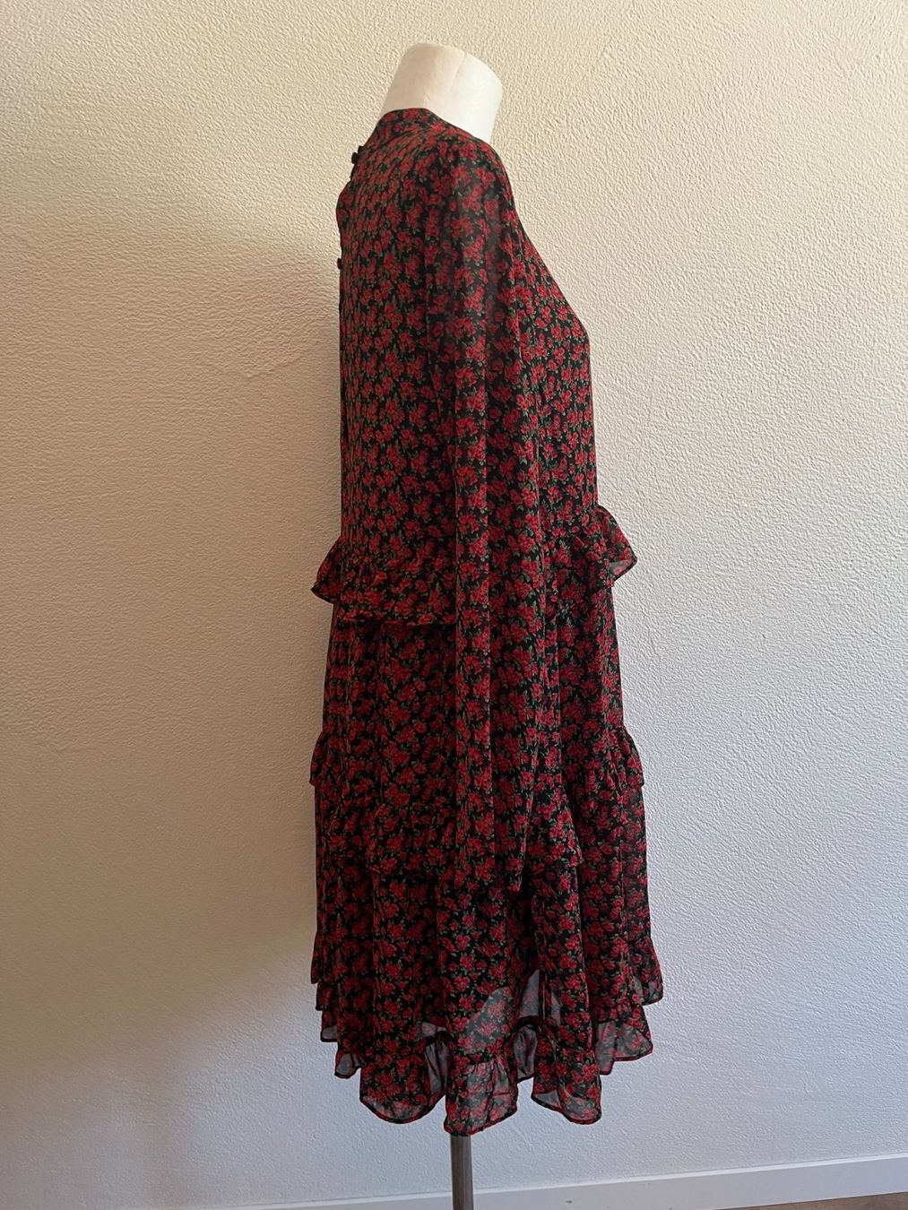 Vestiti: Mega Kleid mit Blumenmuster, NEU, Gr. M, NP 109.- – Nuovo (secondo la descrizione) da Altendorf venduto da Beauty_Girl83 2