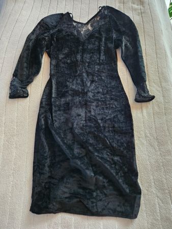 Schwarzes Cocktailkleid