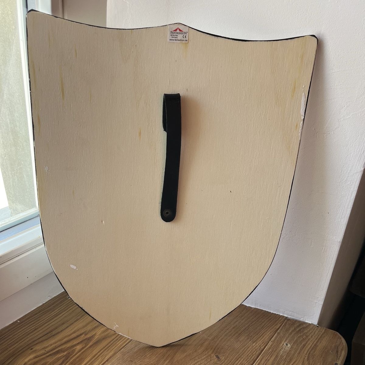 Giocattoli: Ritter Mittelalter Schild zum Anmalen – Nuovo (secondo la descrizione) da Zürich venduto da gemuesebouillon 1