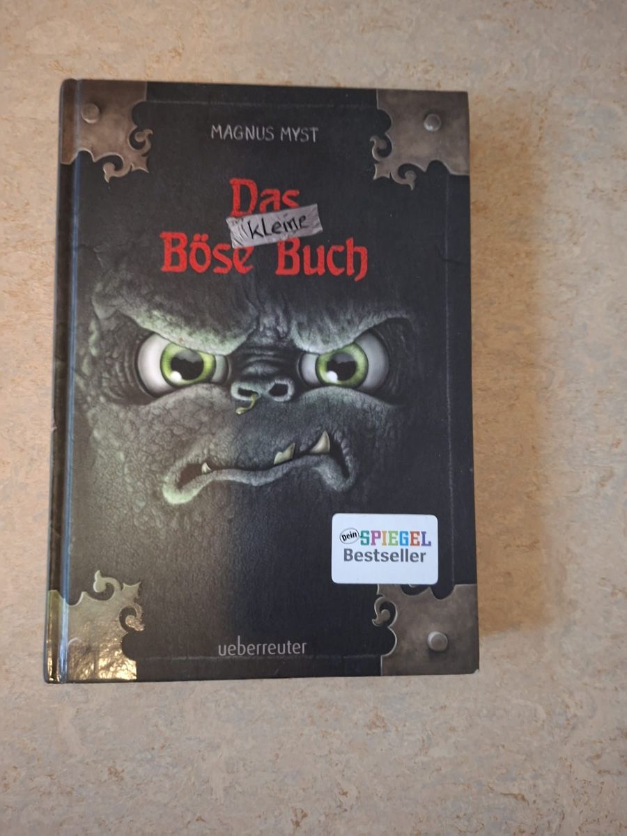 Libri: Lesebuch das kleine böse buch – Nuovo (secondo la descrizione) da Solothurn venduto da scania6200