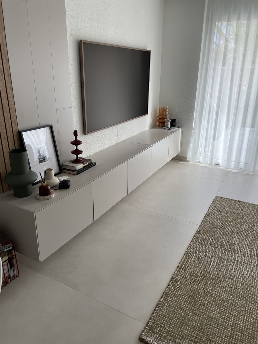 Ikea Mobili TV: TV Board  – Usato da Niederrohrdorf venduto da Guro0