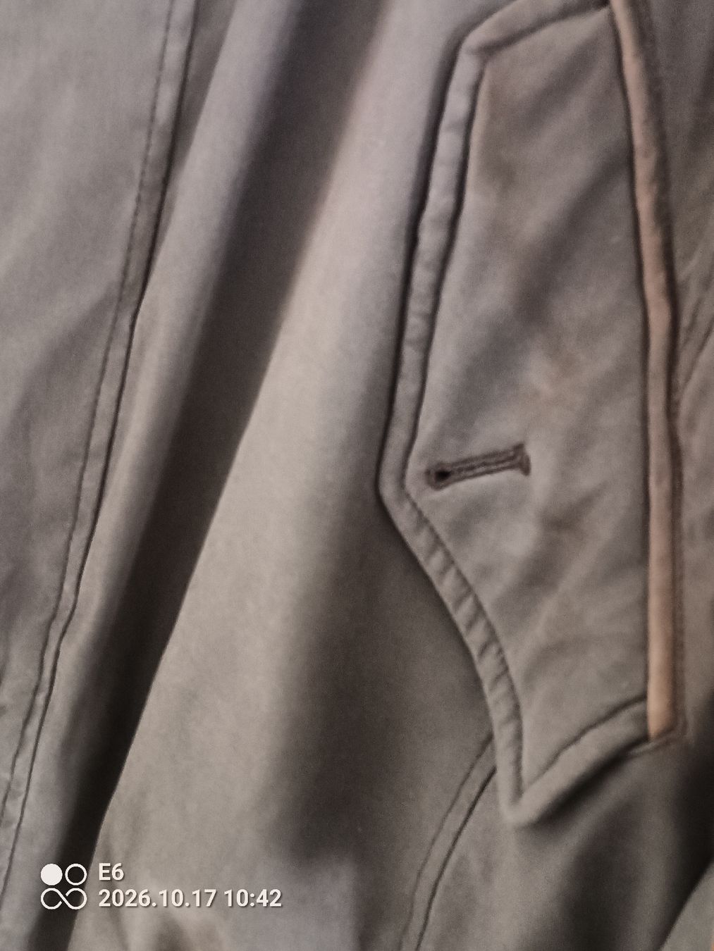 Giacche: Sportliche Jacke Marke: Milestone – Usato da Zürich venduto da Mitzi6 4