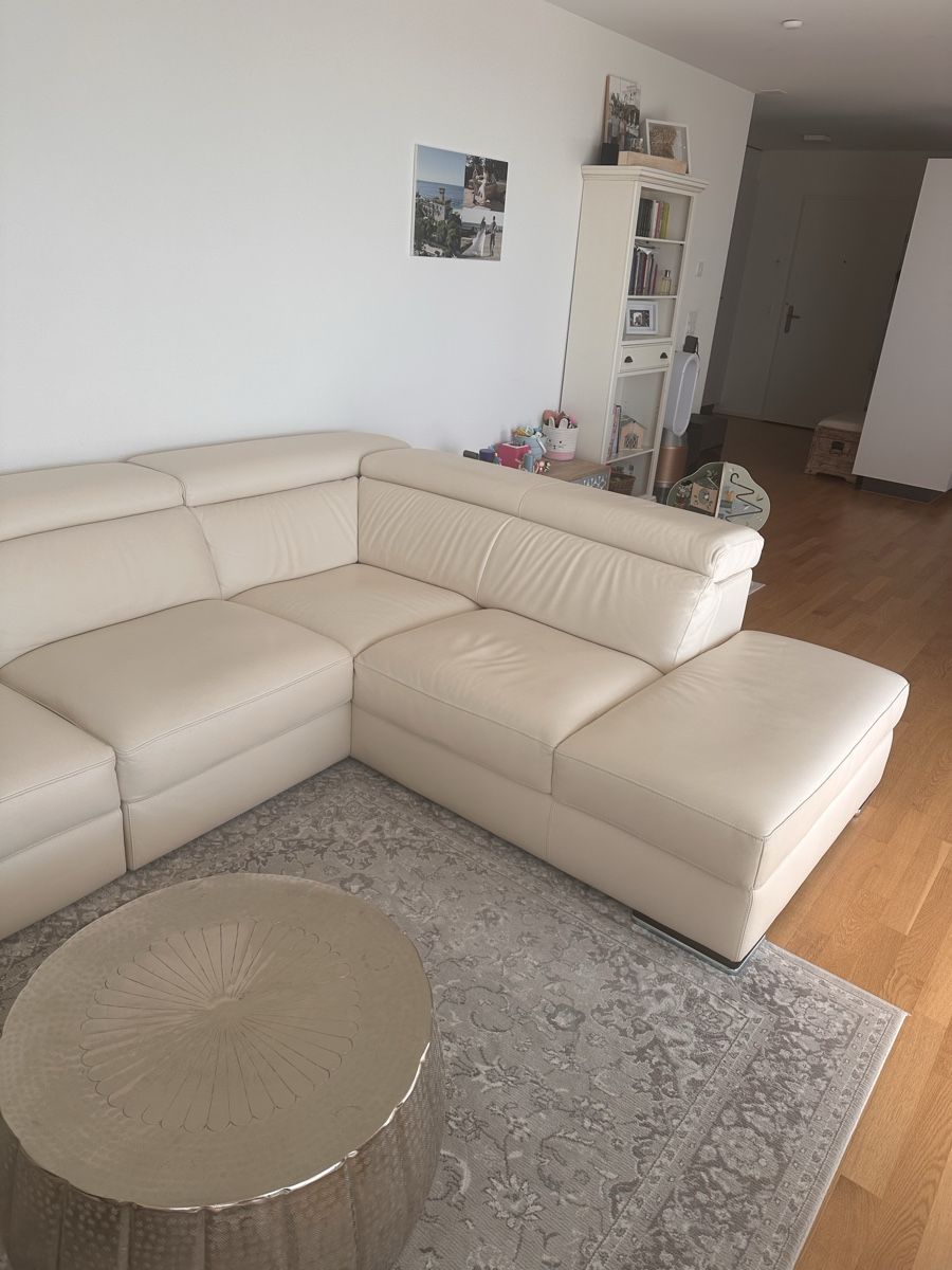 Sofas: Beiges Ecksofa – D'occasion à Mettmenstetten par Gabriela.Vieira 1