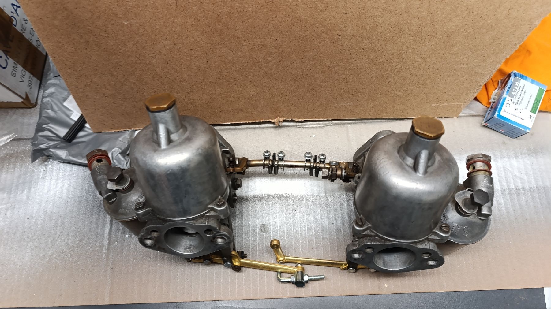 MG Tutti pezzi di ricambio auto: Vergaser SU H4 revidiert, MGA 1500 oder 1600 – Usato da Berlens venduto da Stefo21 1