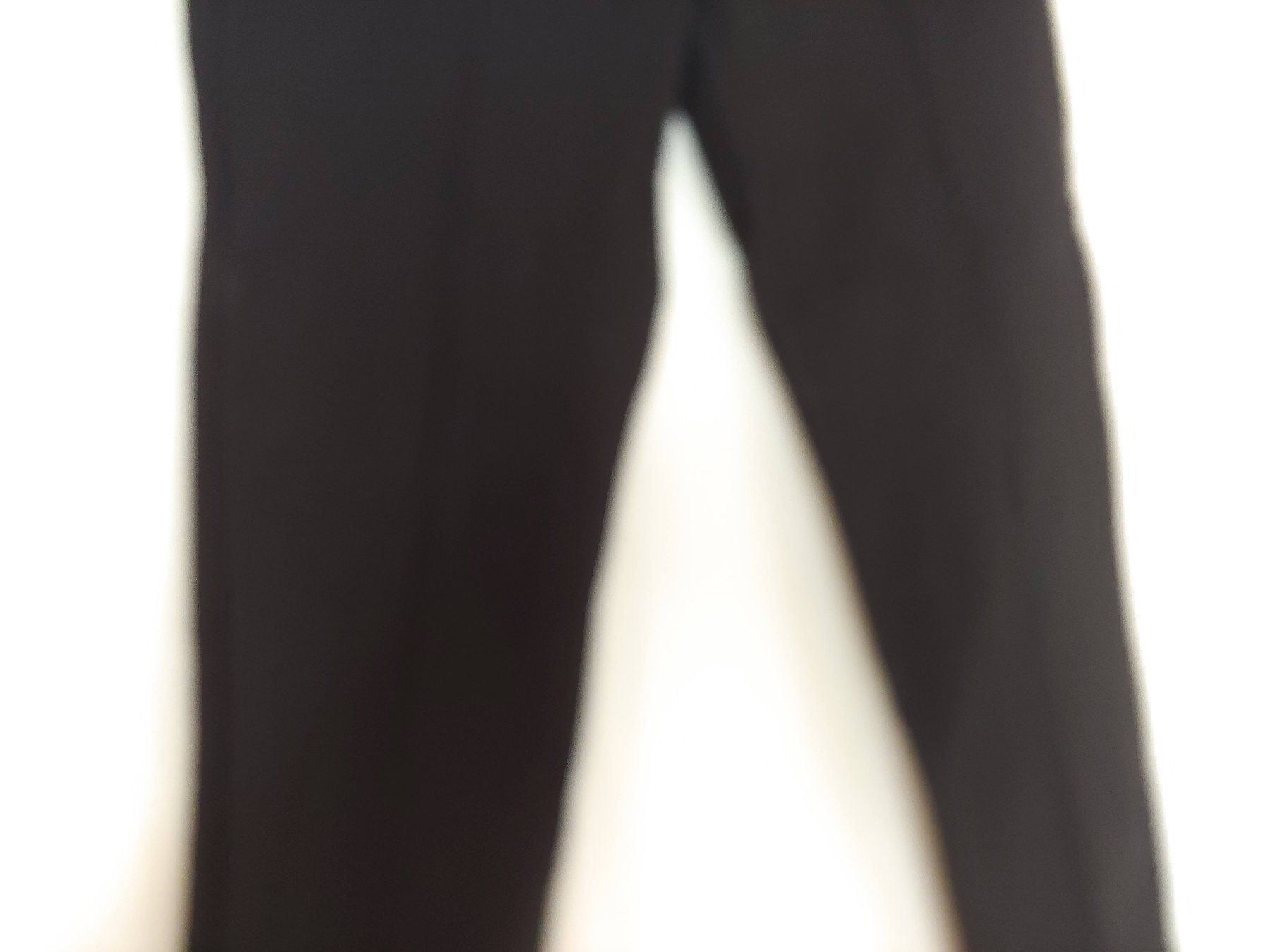 Mango Pantaloni: Hose von Mango, Gr. 36, mit Bundfalte – Usato da Suhr venduto da andreas_2008 2
