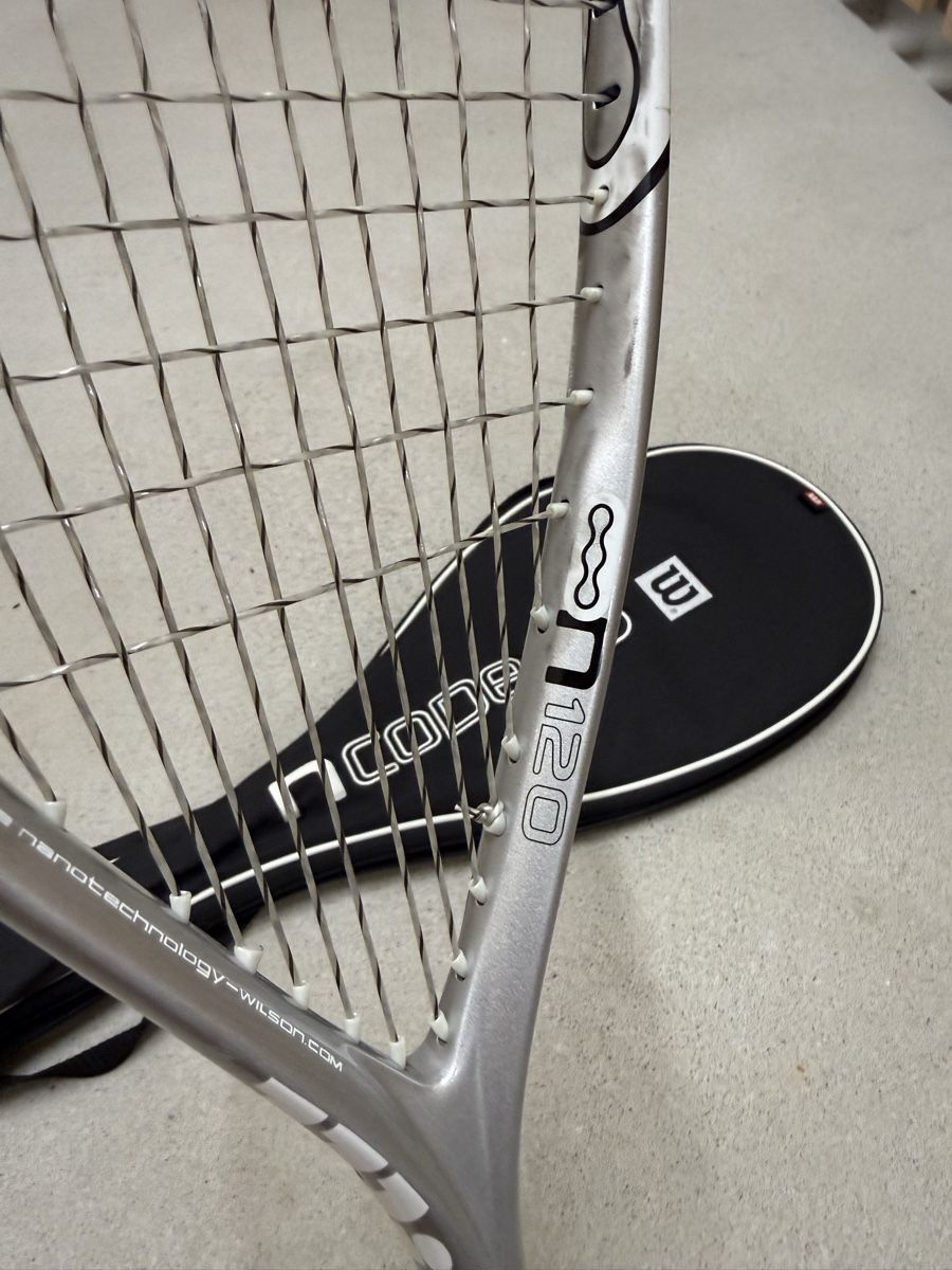Wilson Racchette: Wilson nCode 120 Squashschläger mit Hülle gebraucht – Usato da Oberengstringen venduto da sigurros 2