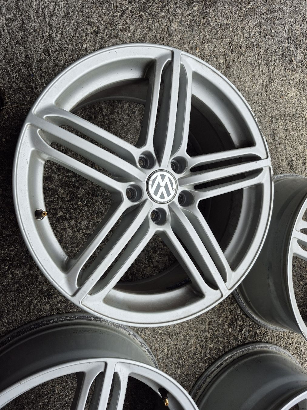Volkswagen Cerchioni: Felgen VW Golf 7 R 18" – Usato da Oberuzwil venduto da Auto-Hilber 1