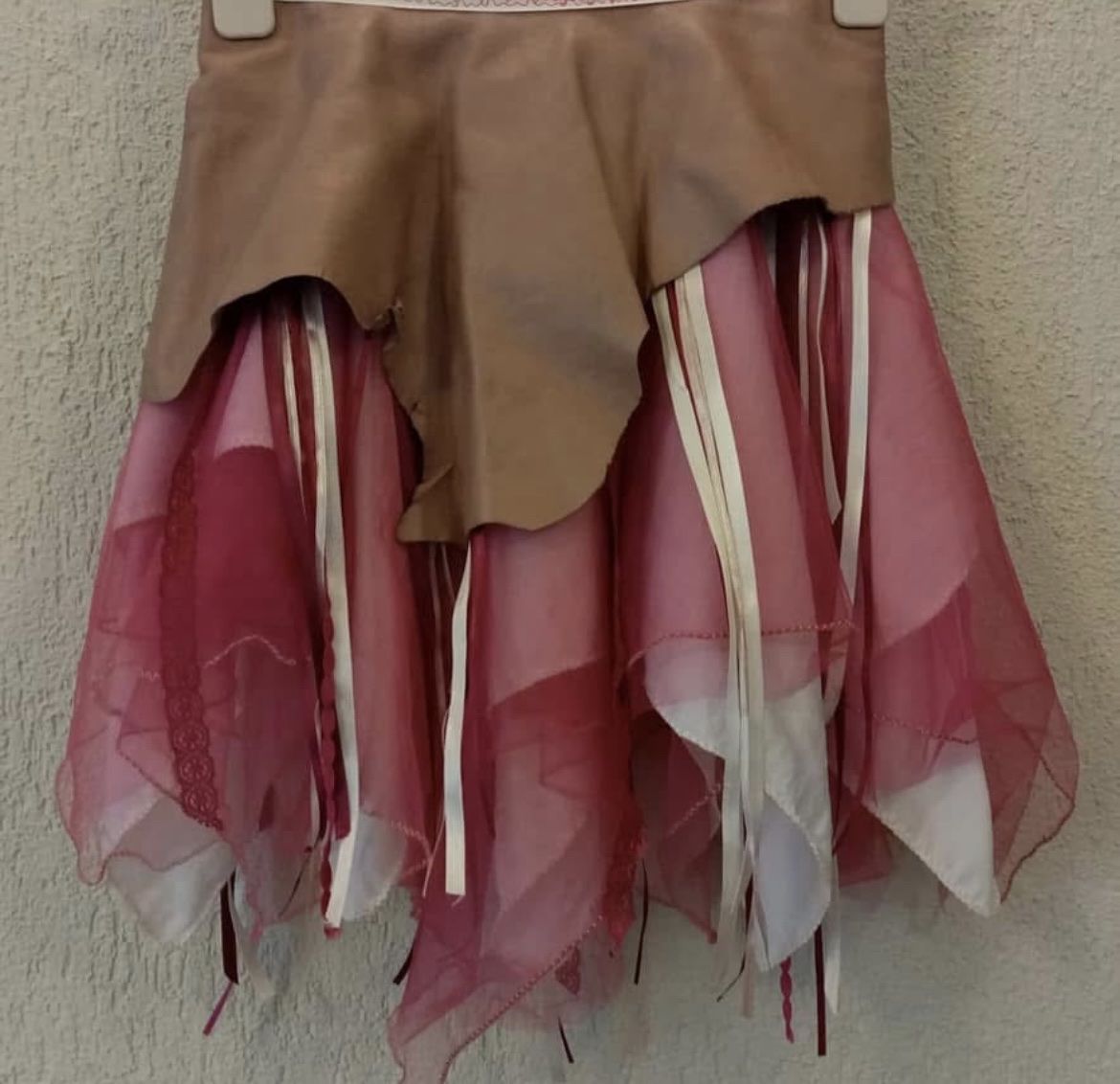 Vestiti & Gonne: KLEID FÜR MÄDCHEN!!UNIKAT!!SELFMADE!! – Nuovo (secondo la descrizione) da Büren an der Aare venduto da mii_57vx 1