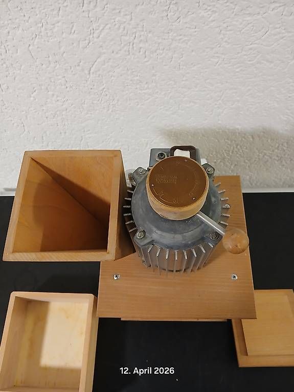Elettrodomestici da cucina: Hawo's Getreidemühle Klassik I – Usato da Rüdtligen venduto da winunan 2