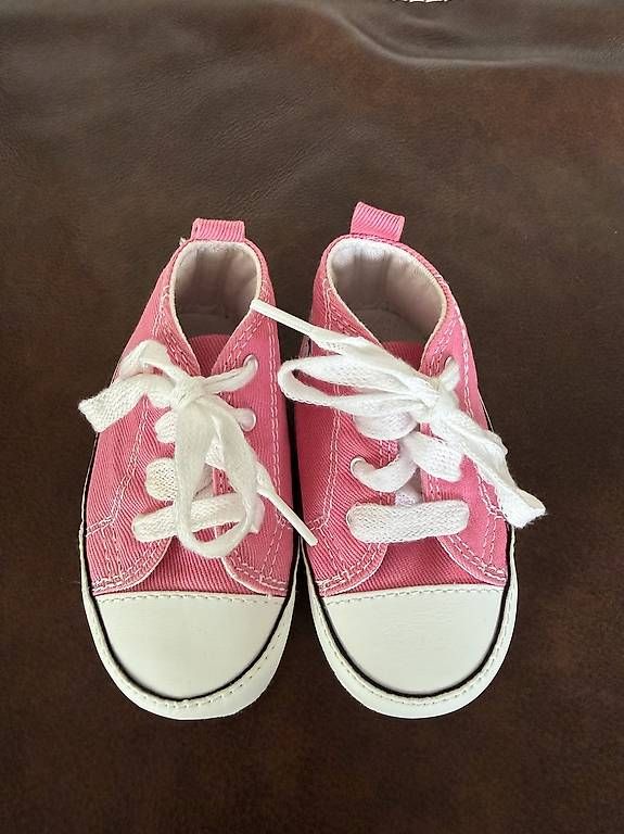 Scarpe per ragazzi: Baby Converse Schuhe – Usato da Gibswil venduto da mel_x5qv 3