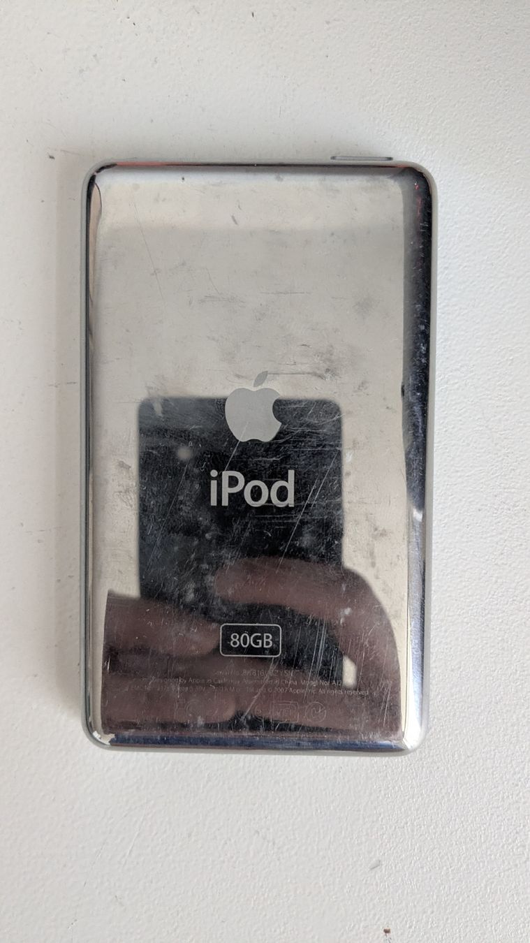 Apple Tragbarer Mediaplayer: iPod classic 6 80GB – Gebraucht aus Zürich von enri23 1