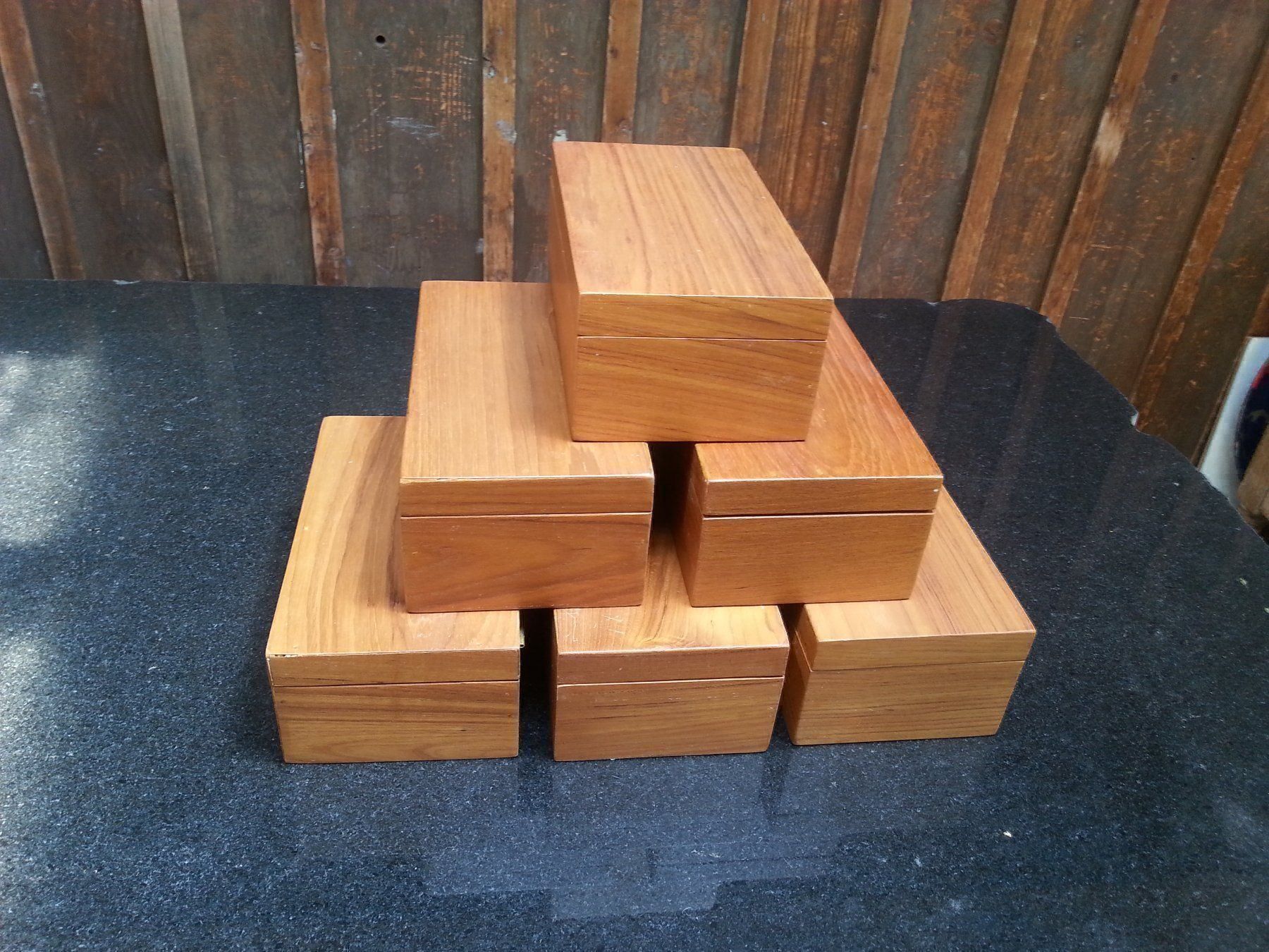 Articoli in legno: Sechs Holz-Schatullen – Nuovo e nell'imballaggio originale da Hittnau venduto da HPeter21